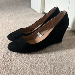 Black Wedge Heels